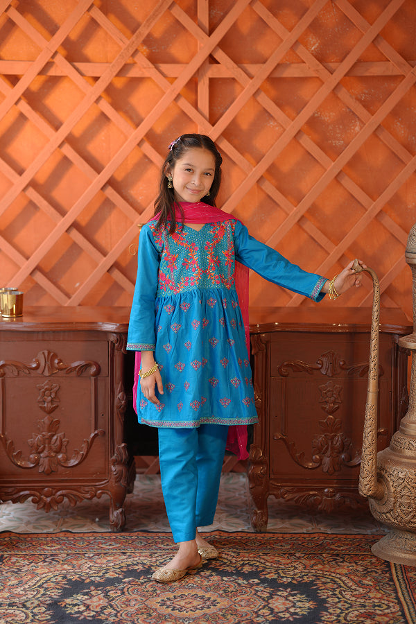 The Sapphire Splash (Blue with Pink Dupatta)