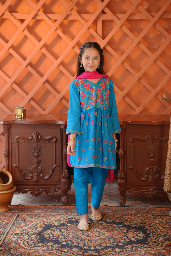 The Sapphire Splash (Blue with Pink Dupatta)